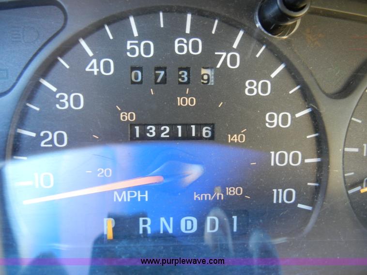 image for item A3355 1997 Ford Taurus GL