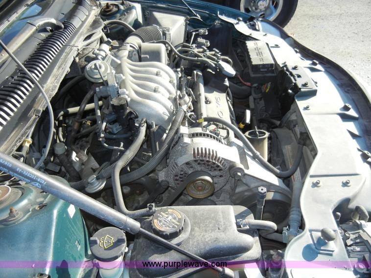 image for item A3355 1997 Ford Taurus GL