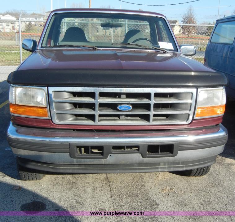 image for item A3356 1996 Ford F150 XLT pickup truck