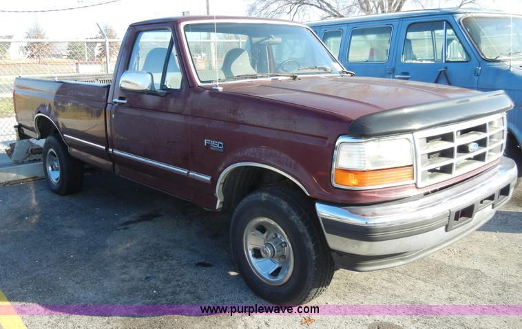 image for item A3356 1996 Ford F150 XLT pickup truck