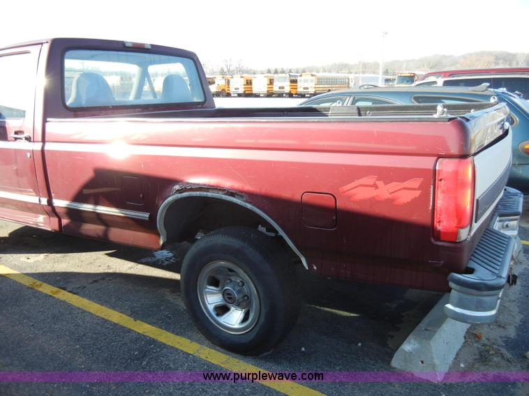 image for item A3356 1996 Ford F150 XLT pickup truck