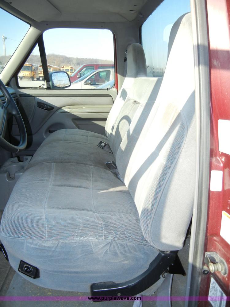 image for item A3356 1996 Ford F150 XLT pickup truck