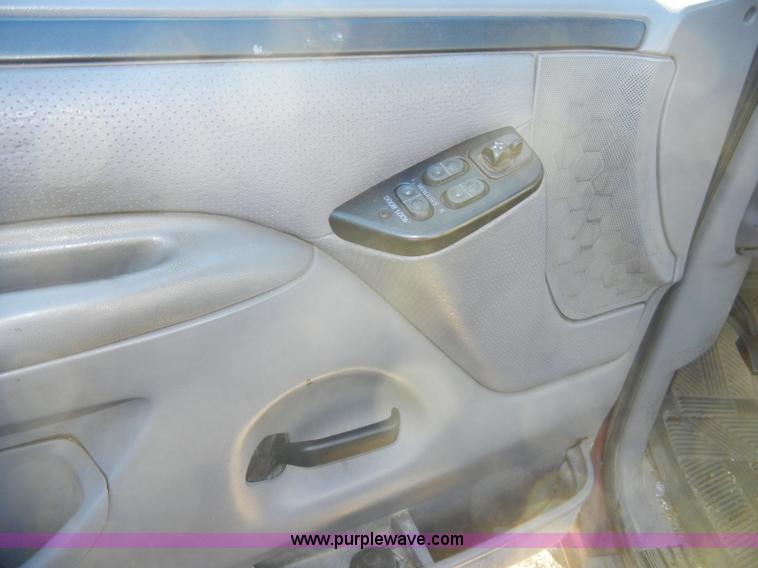 image for item A3356 1996 Ford F150 XLT pickup truck