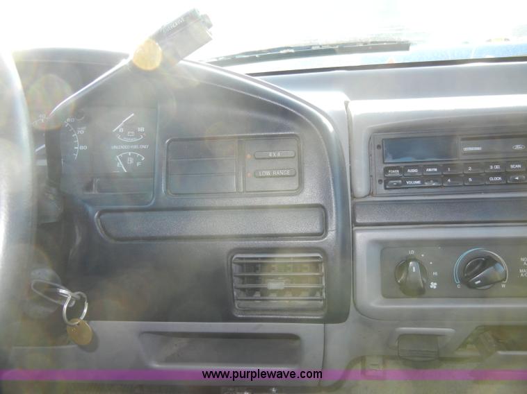 image for item A3356 1996 Ford F150 XLT pickup truck