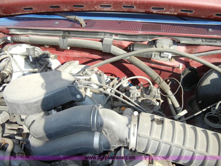 image for item A3356 1996 Ford F150 XLT pickup truck