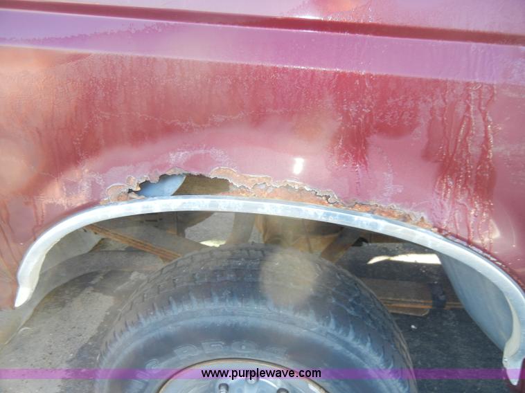 image for item A3356 1996 Ford F150 XLT pickup truck