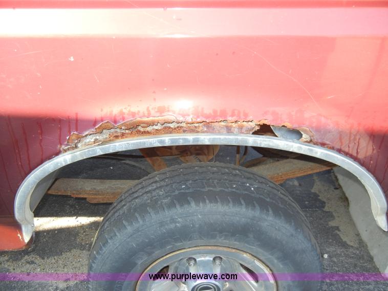 image for item A3356 1996 Ford F150 XLT pickup truck