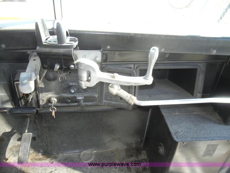image for item A3358 1993 International 3700 school bus