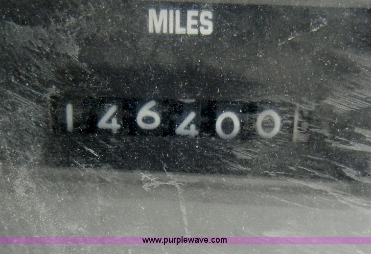 image for item A3358 1993 International 3700 school bus