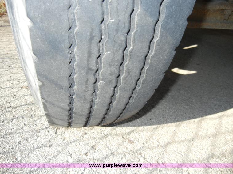 image for item A3358 1993 International 3700 school bus