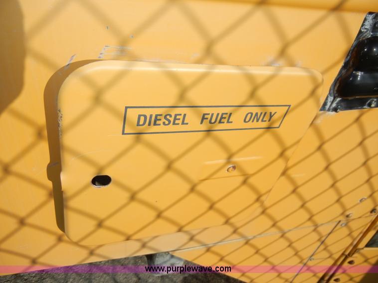 image for item A3358 1993 International 3700 school bus