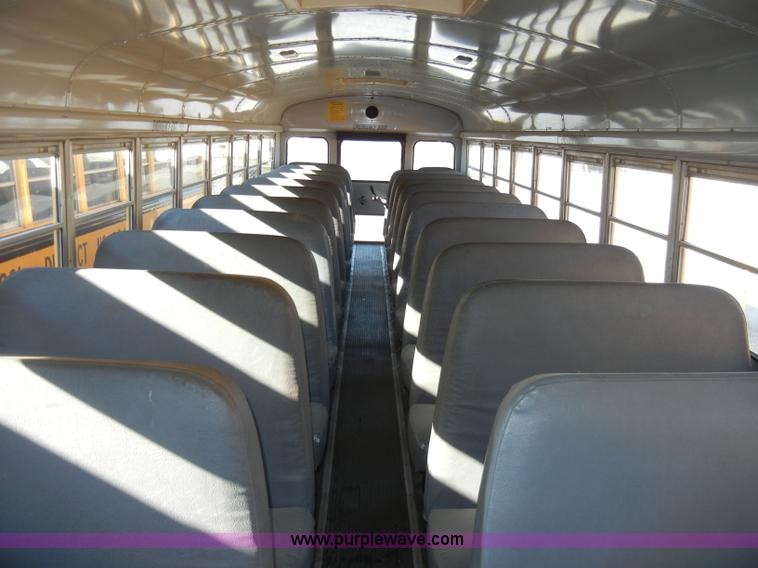 image for item A3359 1993 International 3700 school bus
