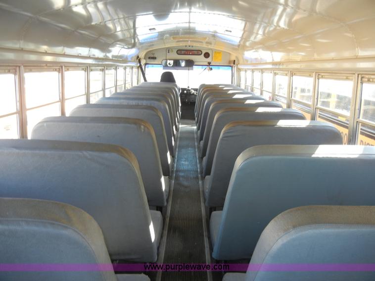 image for item A3359 1993 International 3700 school bus