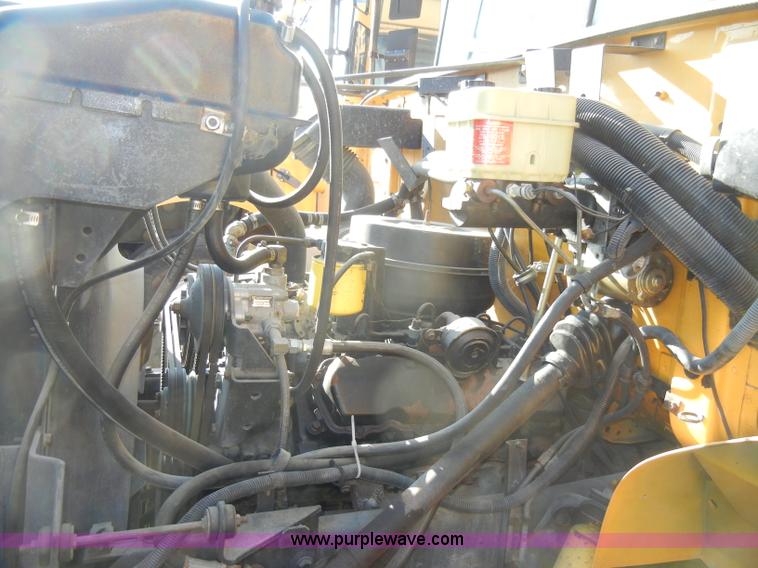 image for item A3359 1993 International 3700 school bus