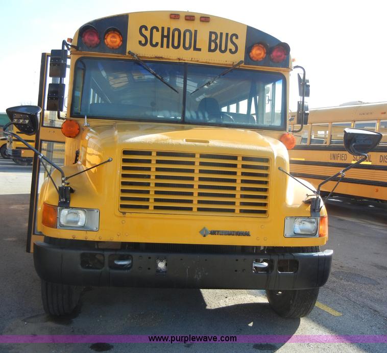 image for item A3360 1994 International 3700 school bus