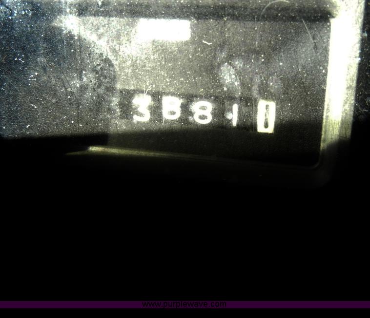 image for item A3360 1994 International 3700 school bus