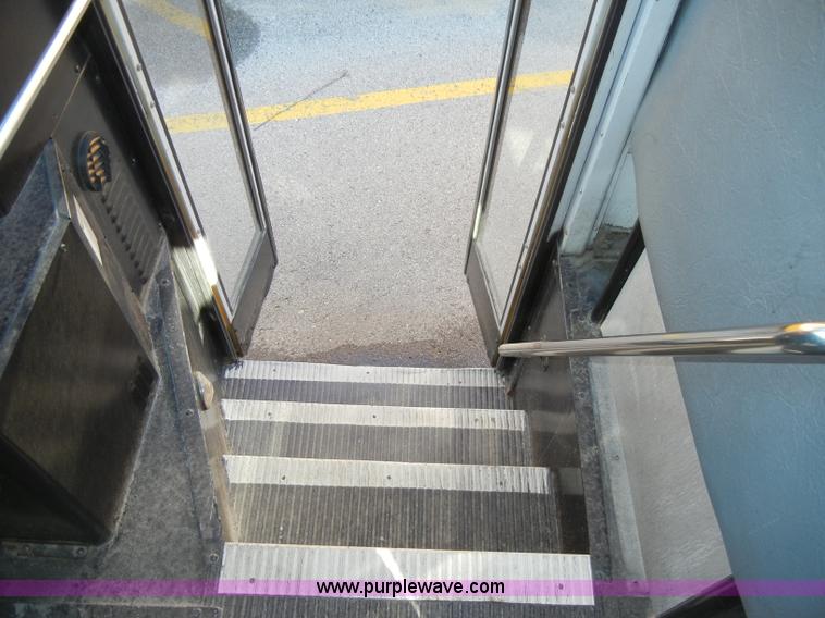 image for item A3360 1994 International 3700 school bus