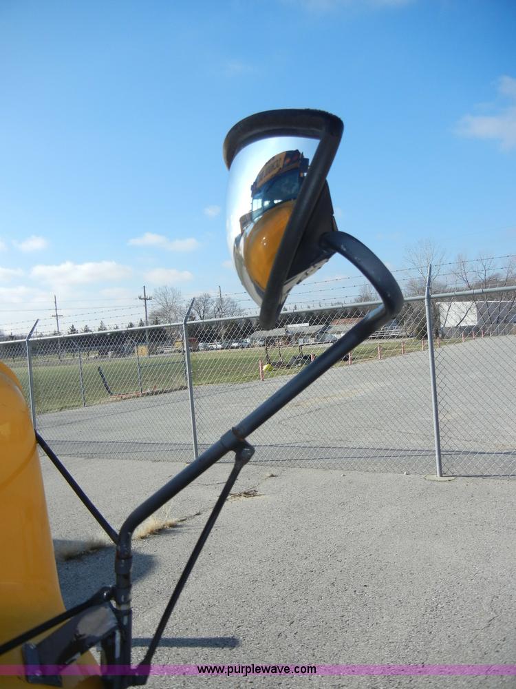 image for item A3360 1994 International 3700 school bus