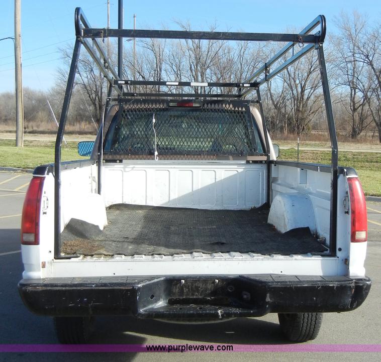 image for item A3367 1994 Chevrolet K1500 pickup truck