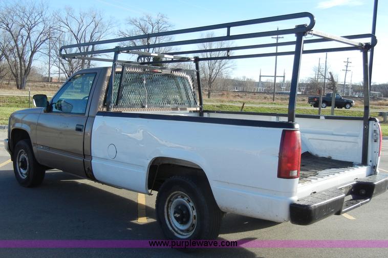 image for item A3367 1994 Chevrolet K1500 pickup truck