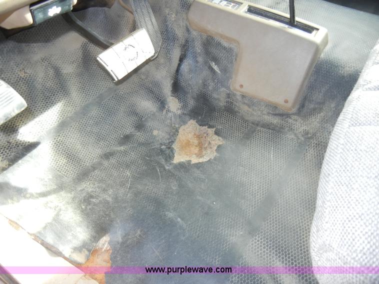 image for item A3367 1994 Chevrolet K1500 pickup truck