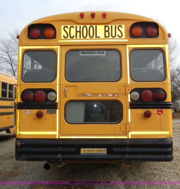 image for item A3375 1996 Chevrolet Bluebird B7 school bus