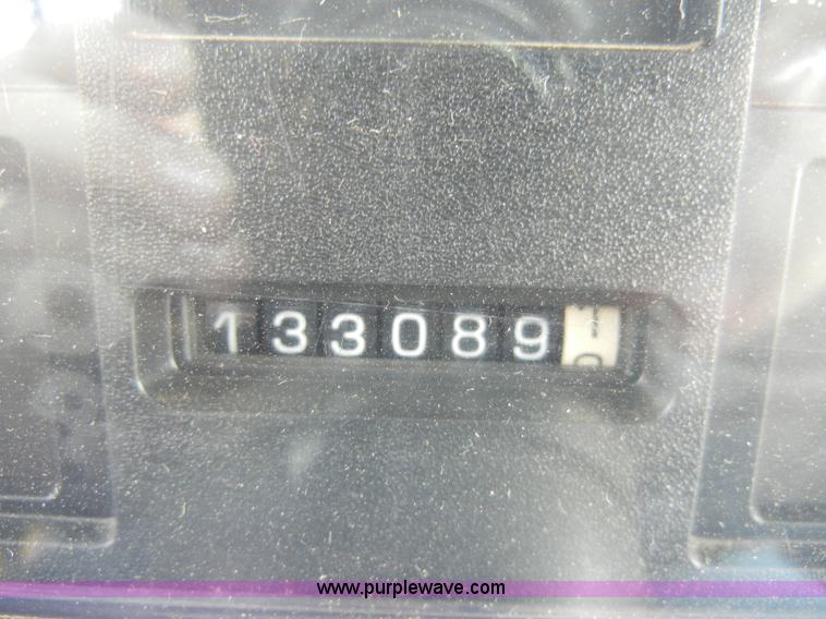 image for item A3375 1996 Chevrolet Bluebird B7 school bus