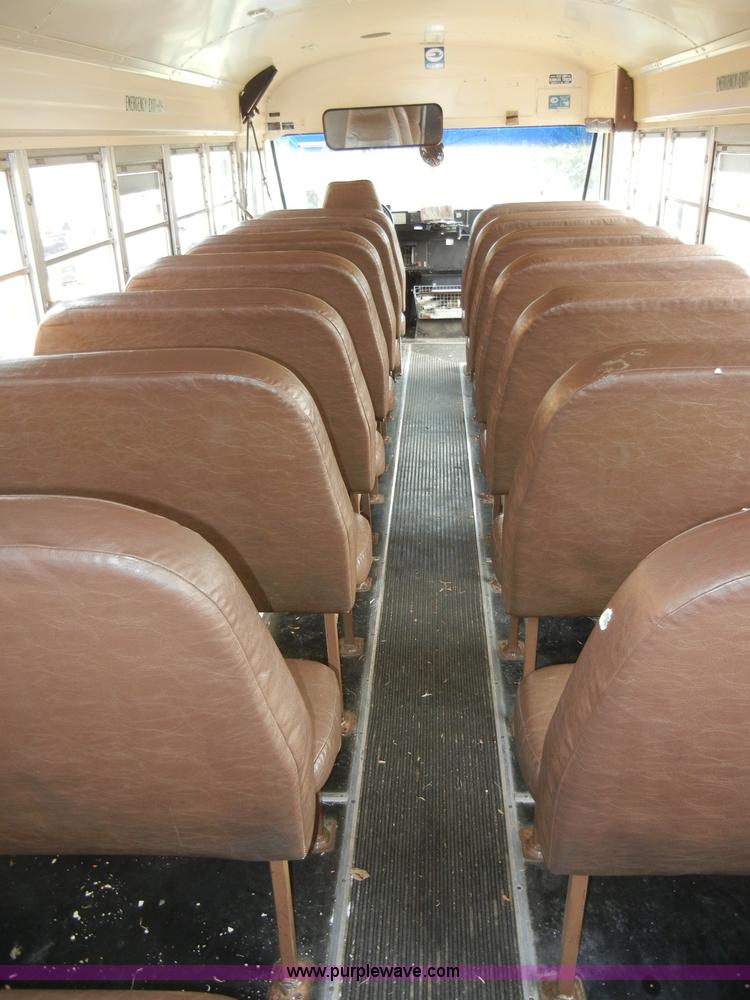 image for item A3375 1996 Chevrolet Bluebird B7 school bus