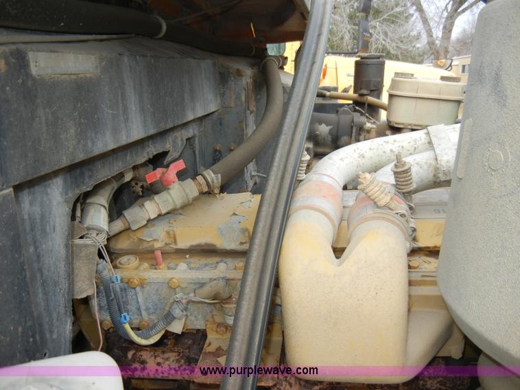 image for item A3375 1996 Chevrolet Bluebird B7 school bus