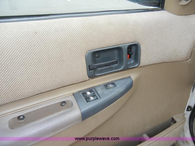 image for item A3378 1993 Chevrolet Lumina APV mini van