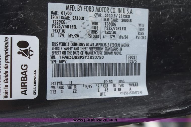 image for item A6611 2000 Ford Explorer XLT SUV