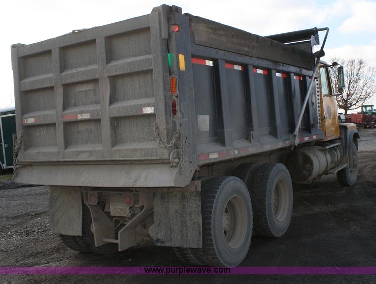 image for item A6614 1997 Volvo WG dump truck