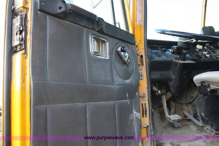 image for item A6614 1997 Volvo WG dump truck