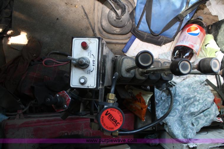 image for item A6614 1997 Volvo WG dump truck