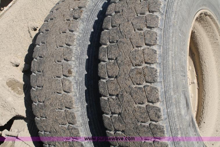 image for item A6614 1997 Volvo WG dump truck