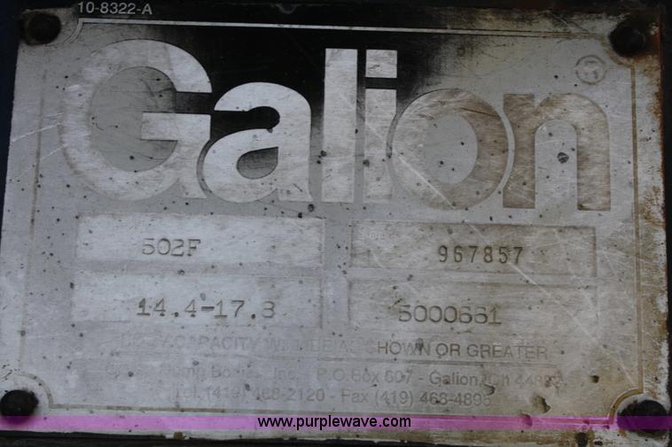 image for item A6614 1997 Volvo WG dump truck