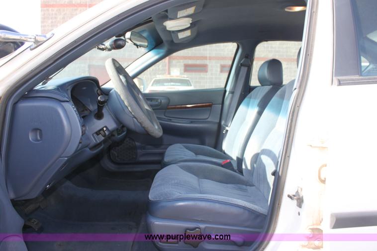 image for item B8718 2003 Chevrolet Impala