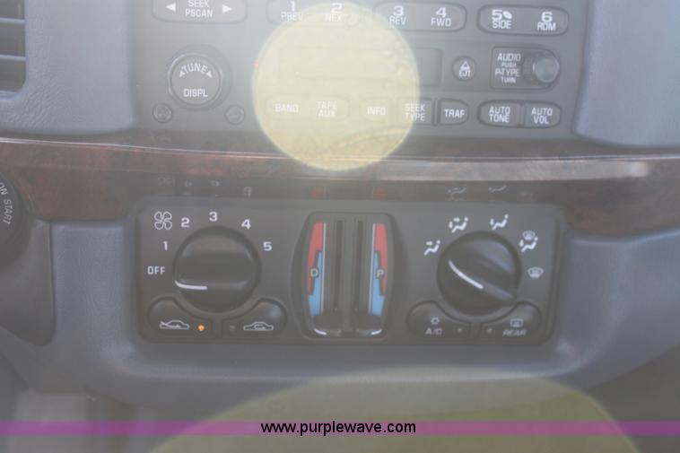 image for item B8718 2003 Chevrolet Impala