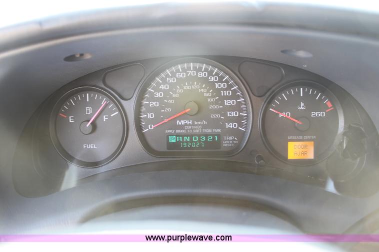 image for item B8718 2003 Chevrolet Impala