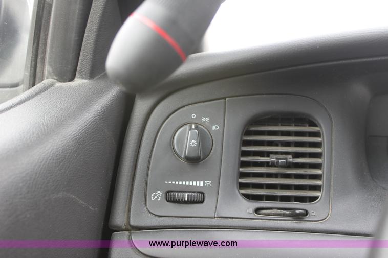 image for item B8720 2006 Ford Crown Victoria Police Interceptor