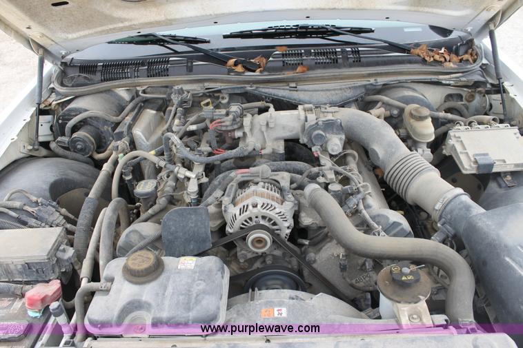 image for item B8720 2006 Ford Crown Victoria Police Interceptor