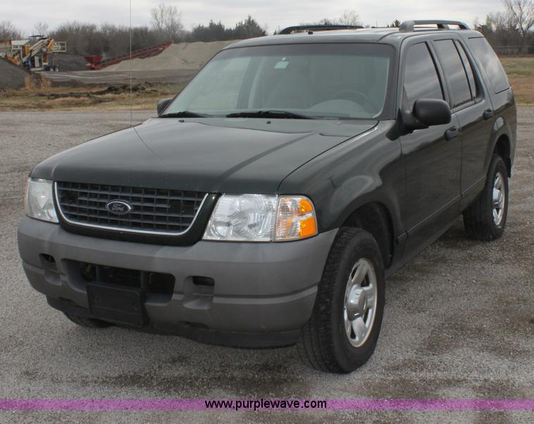 image for item B8721 2002 Ford Explorer XLS SUV