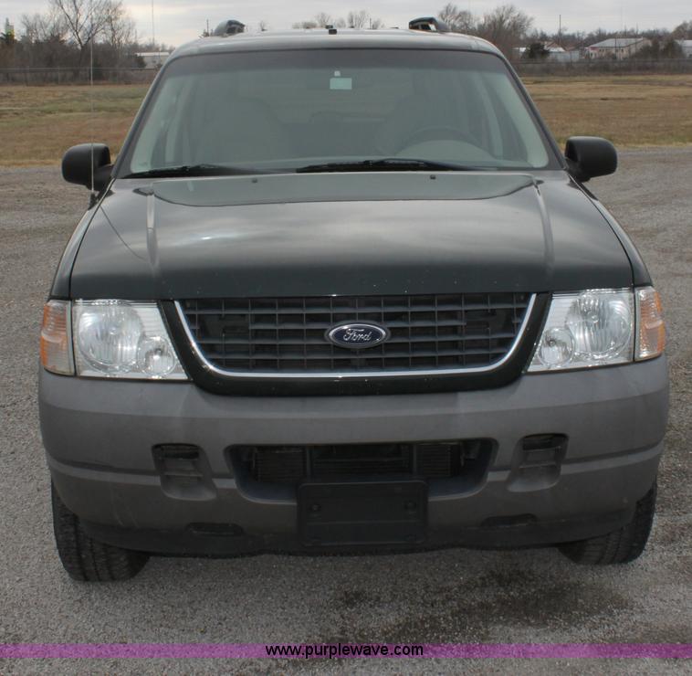 image for item B8721 2002 Ford Explorer XLS SUV