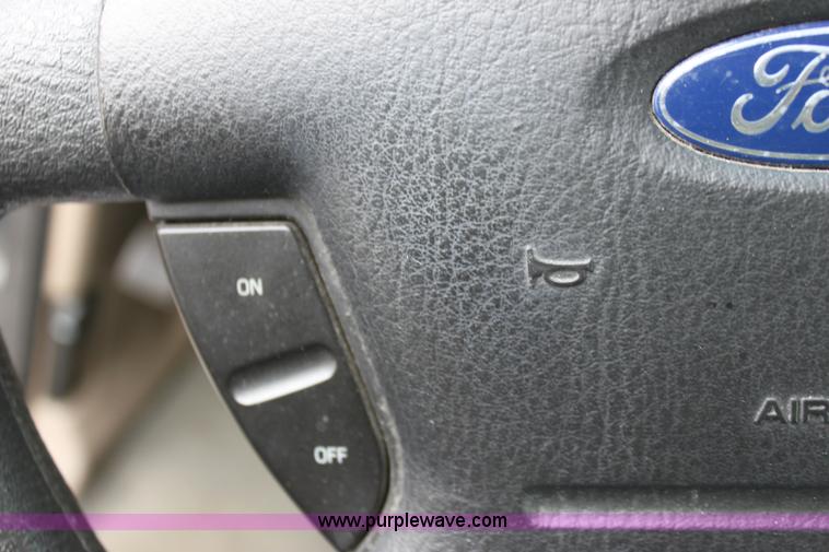 image for item B8721 2002 Ford Explorer XLS SUV