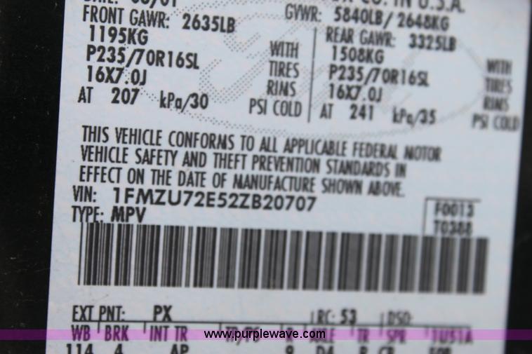 image for item B8721 2002 Ford Explorer XLS SUV