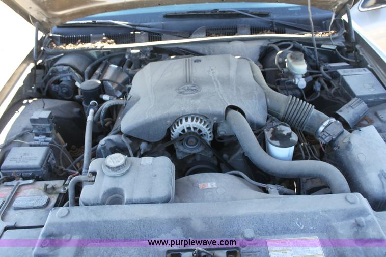 image for item B8722 2002 Ford Crown Victoria Police Interceptor