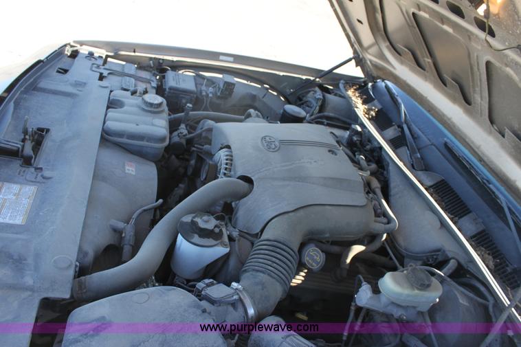 image for item B8722 2002 Ford Crown Victoria Police Interceptor