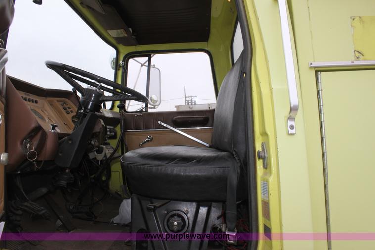 image for item B8728 1982 Ford L8000 firetruck