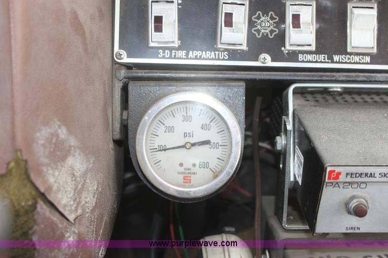 image for item B8728 1982 Ford L8000 firetruck