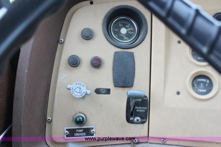 image for item B8728 1982 Ford L8000 firetruck